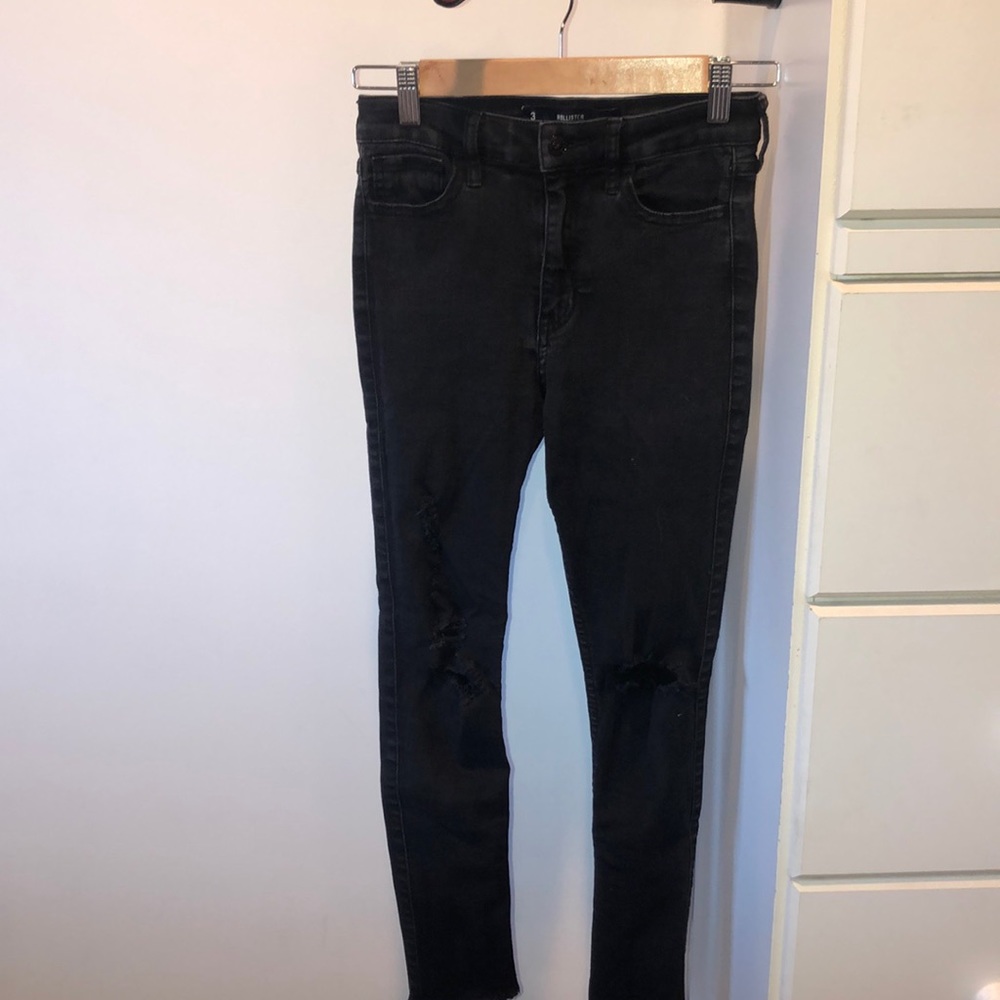Hollister high rise all black skinny jeans